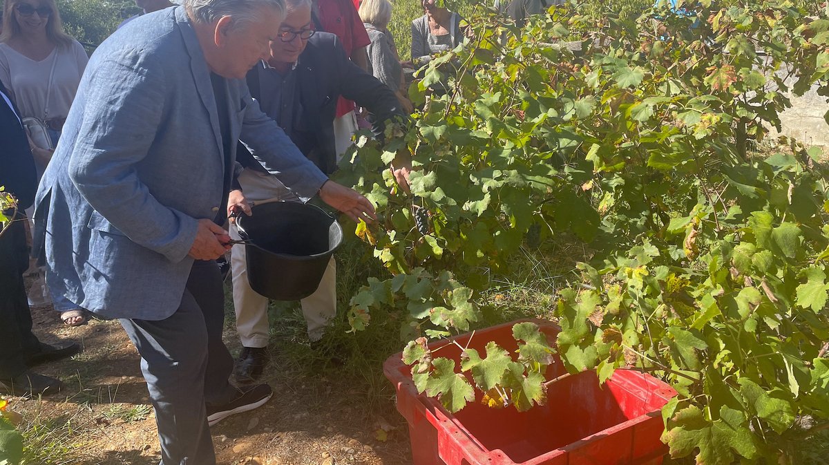 Le maire de Nîmes, Jean-Paul Fournier