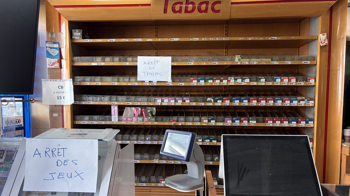 tabac la pipe rue de la république Nîmes