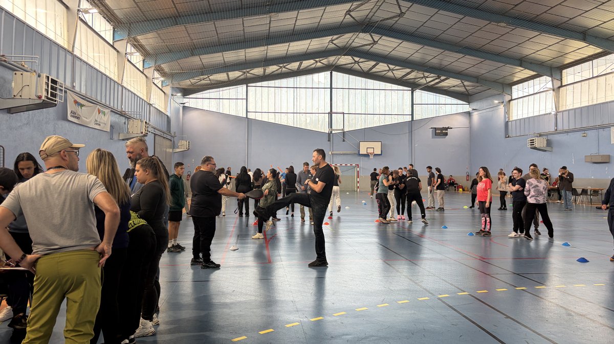 Du stade vers l'emploi
