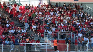 supporters stade des antonins nîmes olympique Fréjus 2025