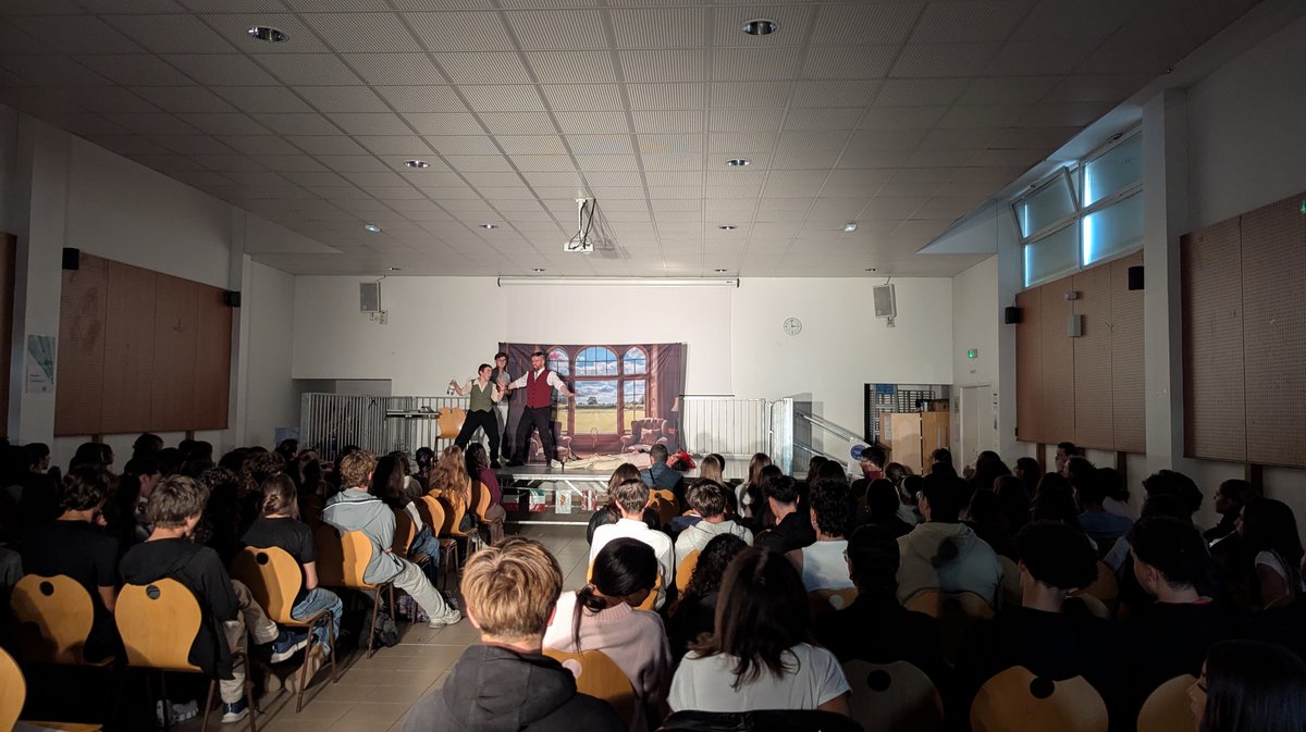 Erasmus avec "Tous en scène pour les langues" (Photo Coll Albert-Camus)