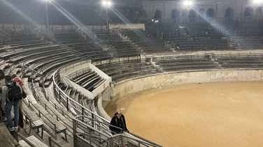 Arènes de Nîmes de nuit