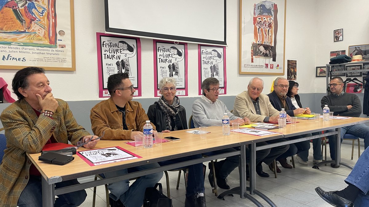 Une partie du programme du festival du livre taurin Nîmes (Photo Anthony Maurin)