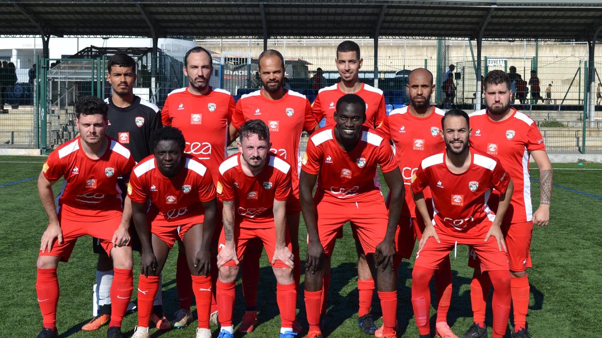 football sourds nîmes