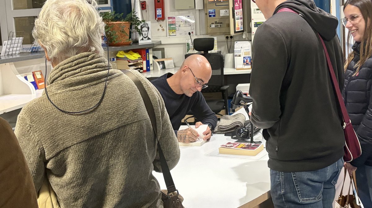 Free Queens lecture musicale