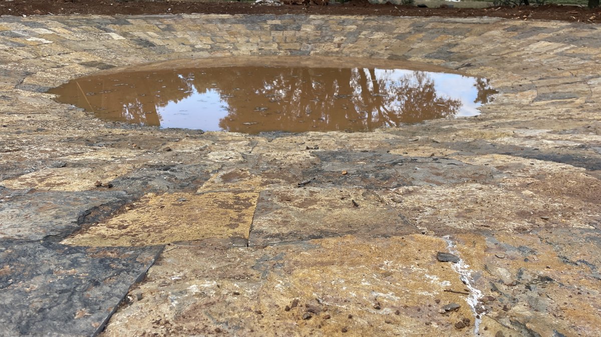 La lavogne de Cabrières est pensée par le Syndicat mixte des gorges du Gardon, financée par le fonds européen LIFE Terra Musiva et créée par l'entreprise Sele (Photo Anthony Maurin)