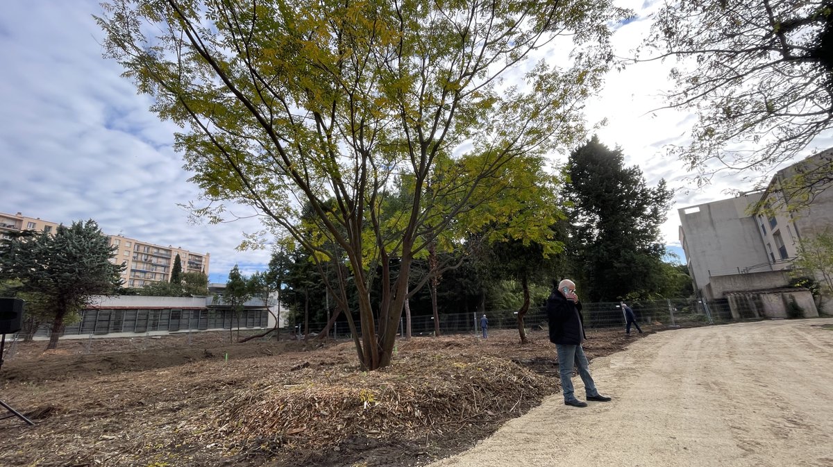 Lancement des travaux du parc urbain Jacques-Chirac à Nîmes le 8 novembre 2025 (Photo Anthony Maurin)