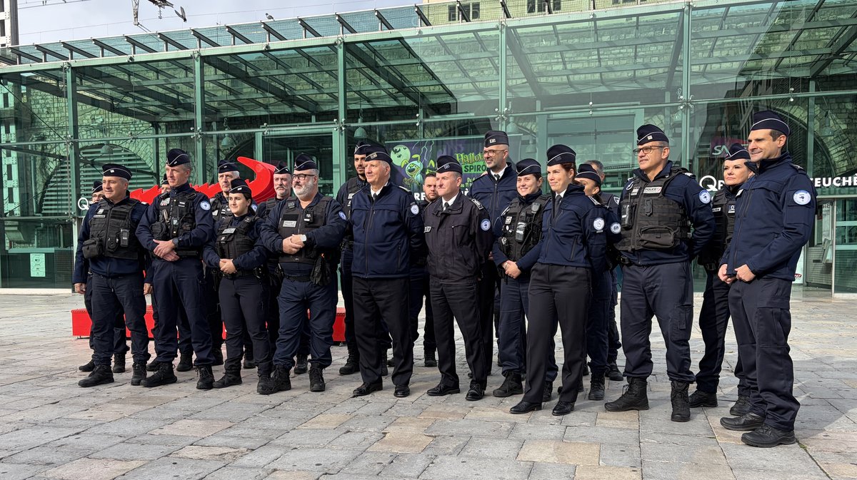 Ce matin, devant la gare de Nîmes