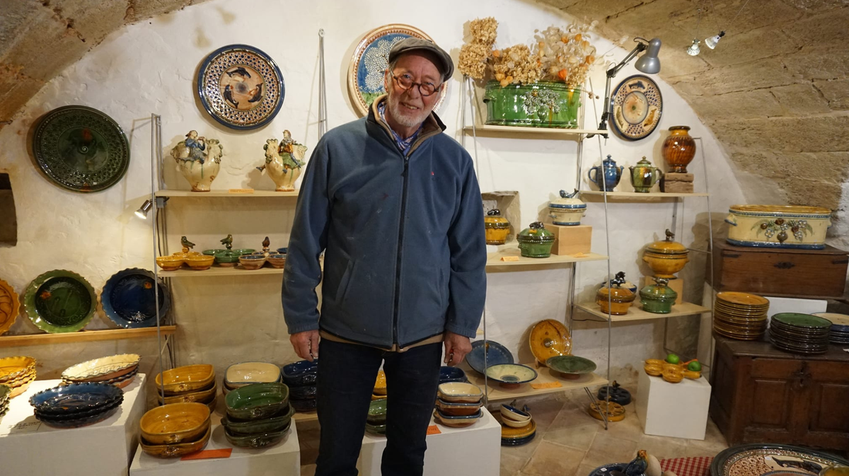 Philippe Gallot et sa production de terre vernissée