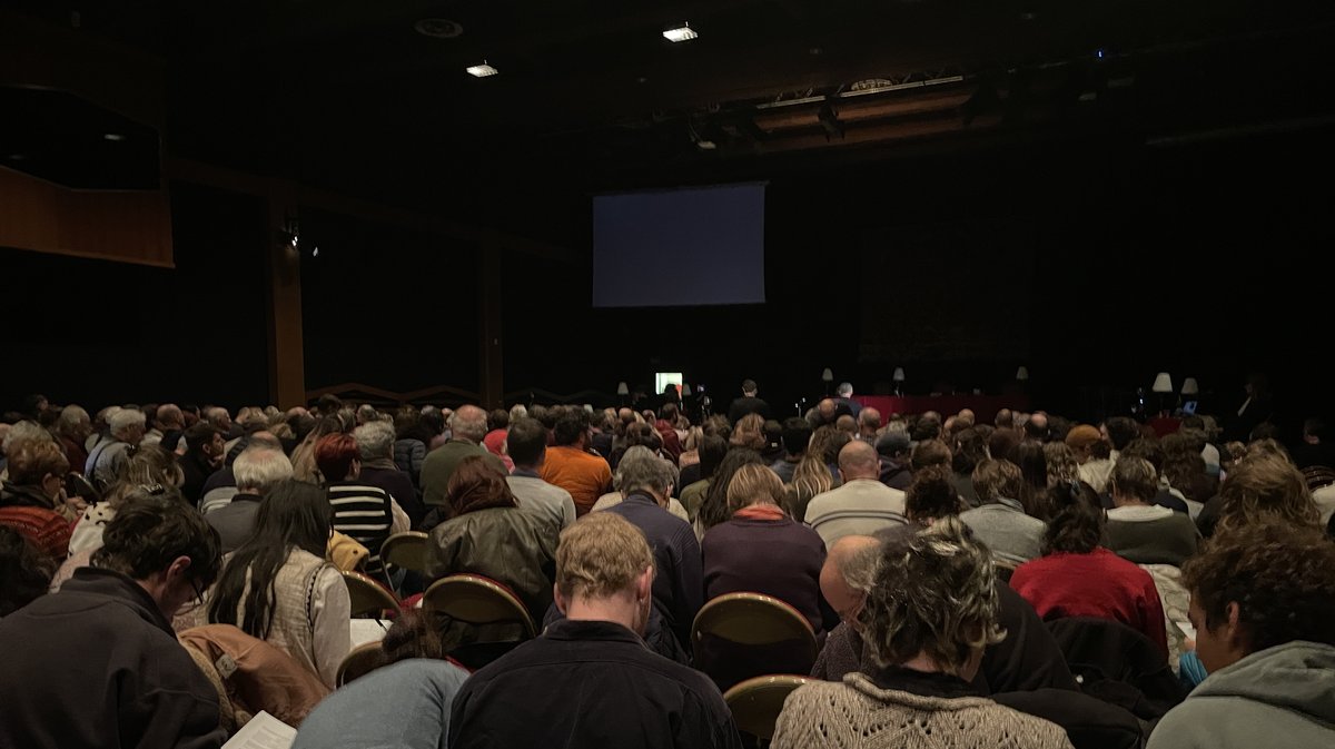 faux procès du sel, palais des congrès d'Arles