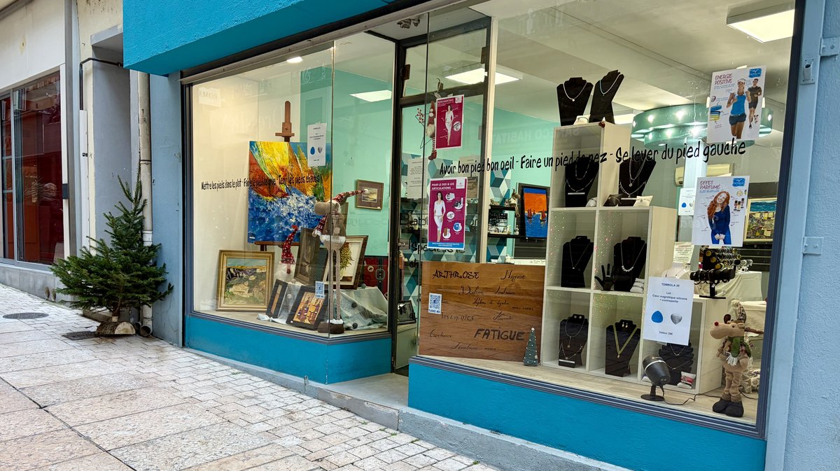 Bijoux magnétiques boutique éphémère Bagnols