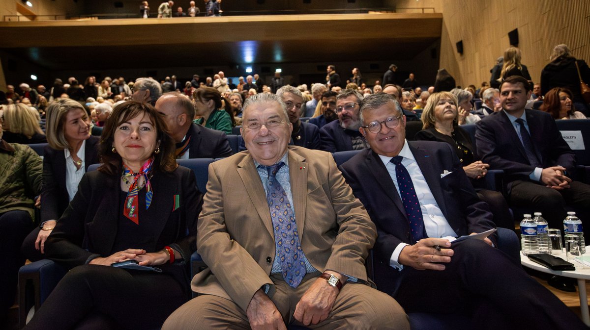 Centre des congres nimes inauguration fournier proust delga(yp)