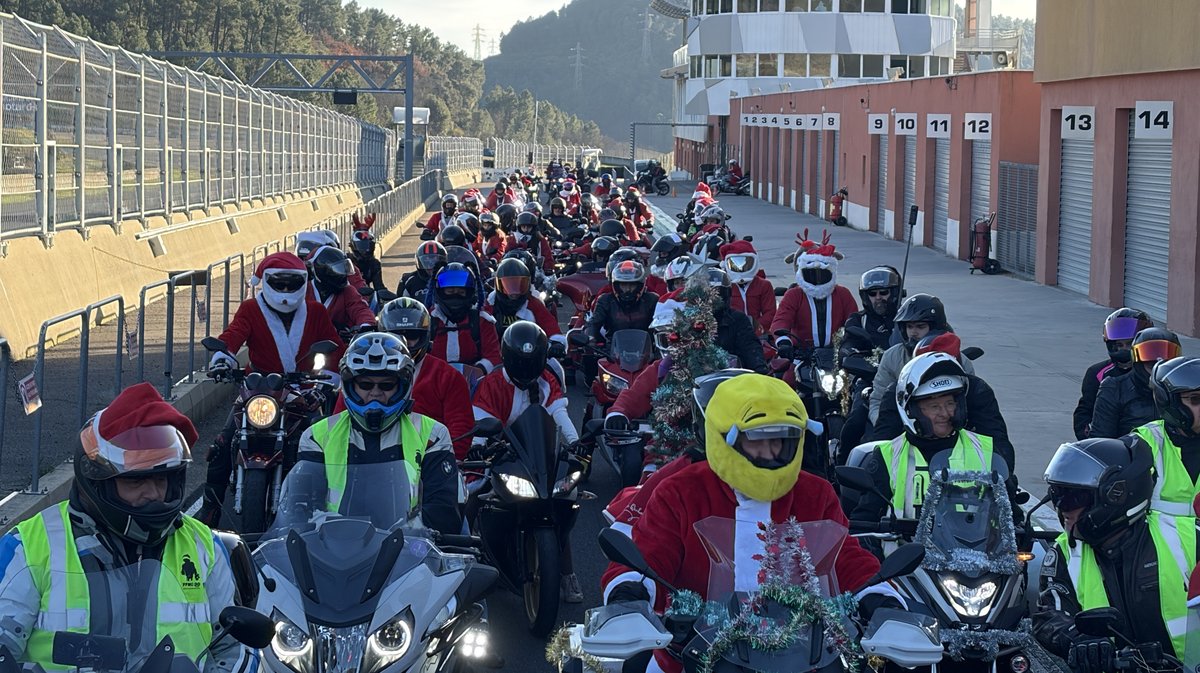 Balade des Pères & Mères Noël à moto