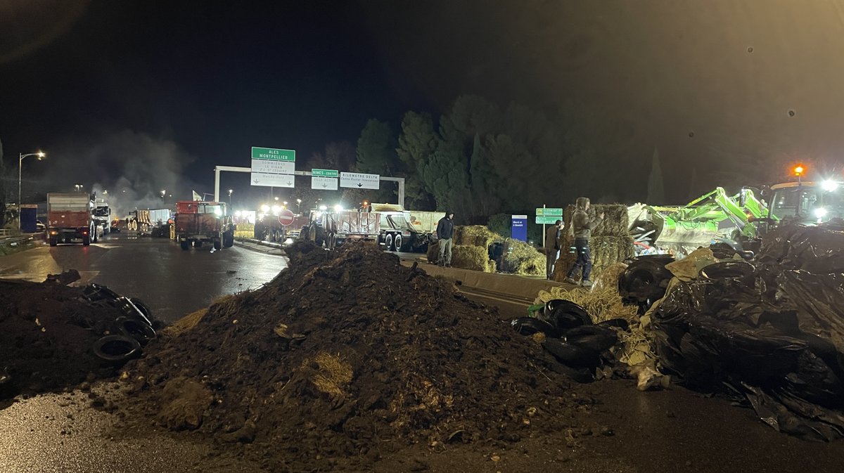 Manif agriculteurs Nîmes décembre autoroute 2025 (Photo Anthony Maurin)