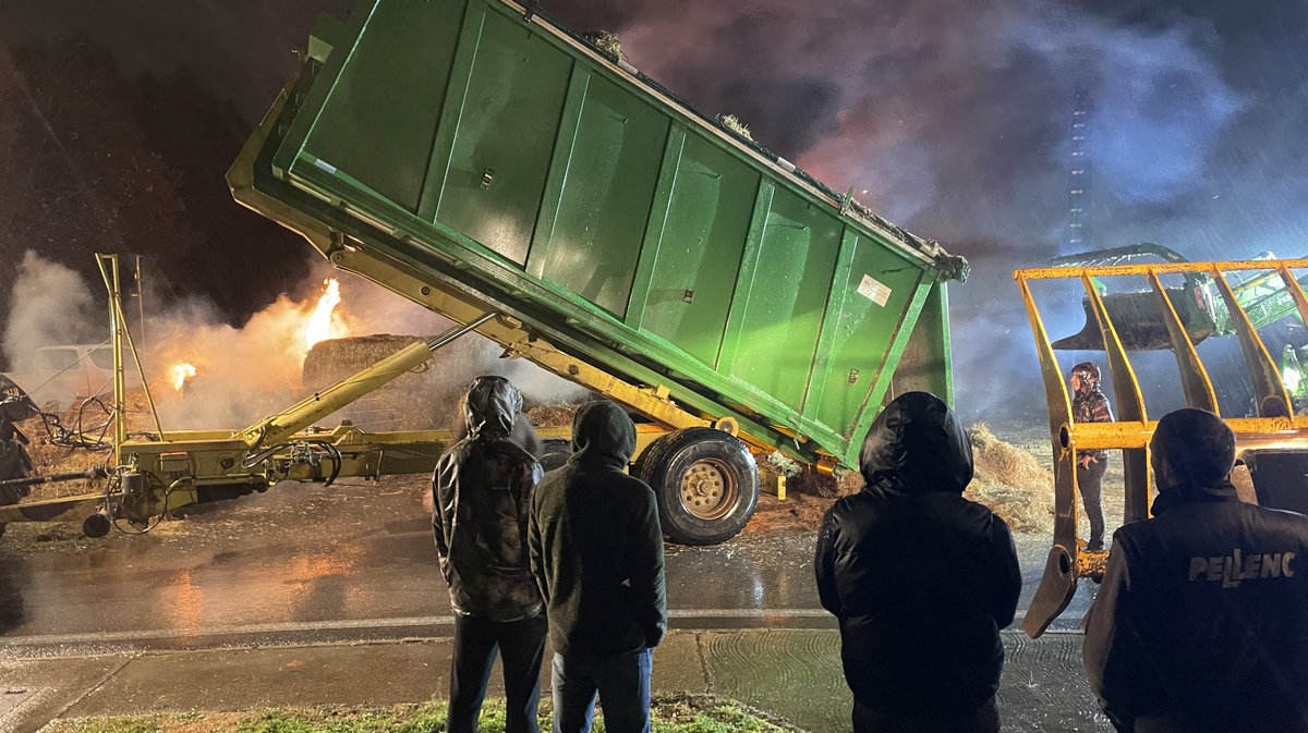 Manif agriculteurs Nîmes décembre autoroute 2025 (Photo Anthony Maurin)