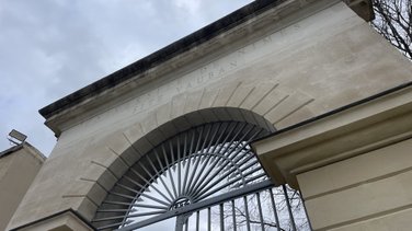 Le Secours populaire est à Nîmes université pour une distribution de colis festifs (Photo Anthony Maurin 2025)
