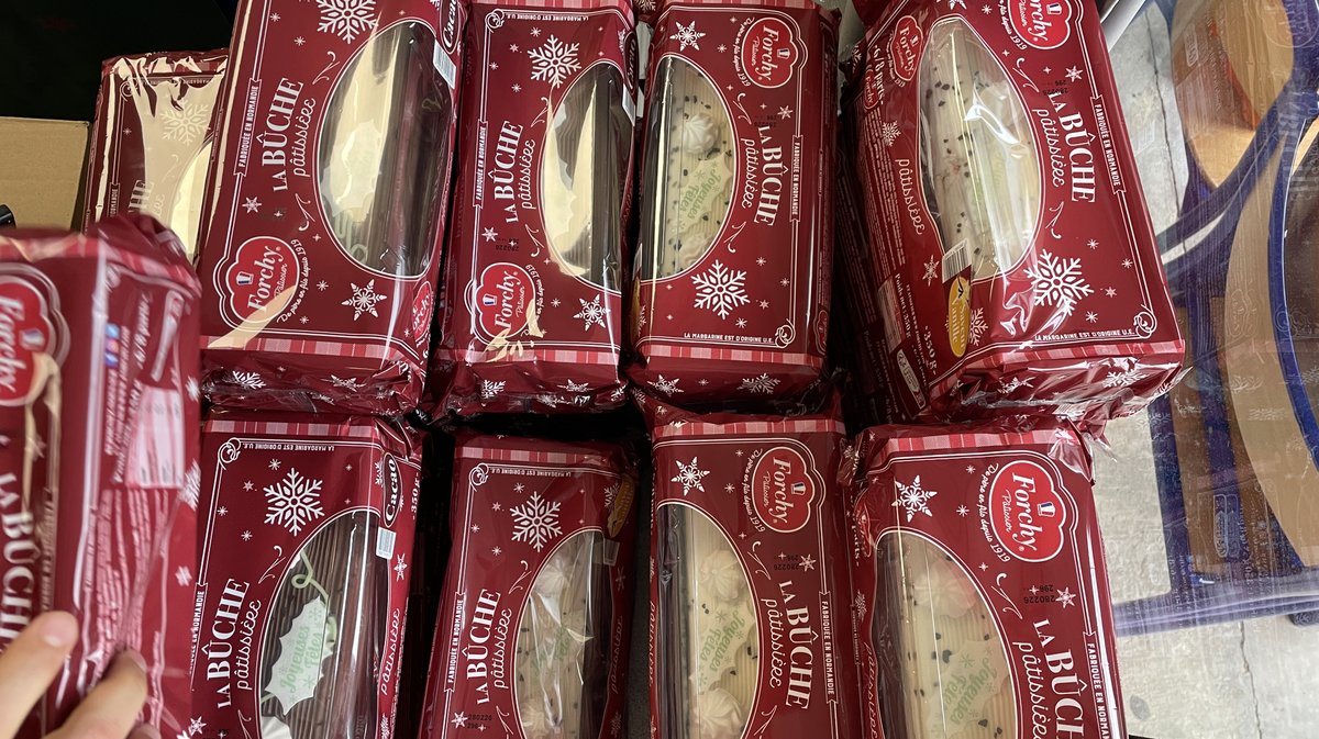 Le Secours populaire est à Nîmes université pour une distribution de colis festifs (Photo Anthony Maurin 2025)