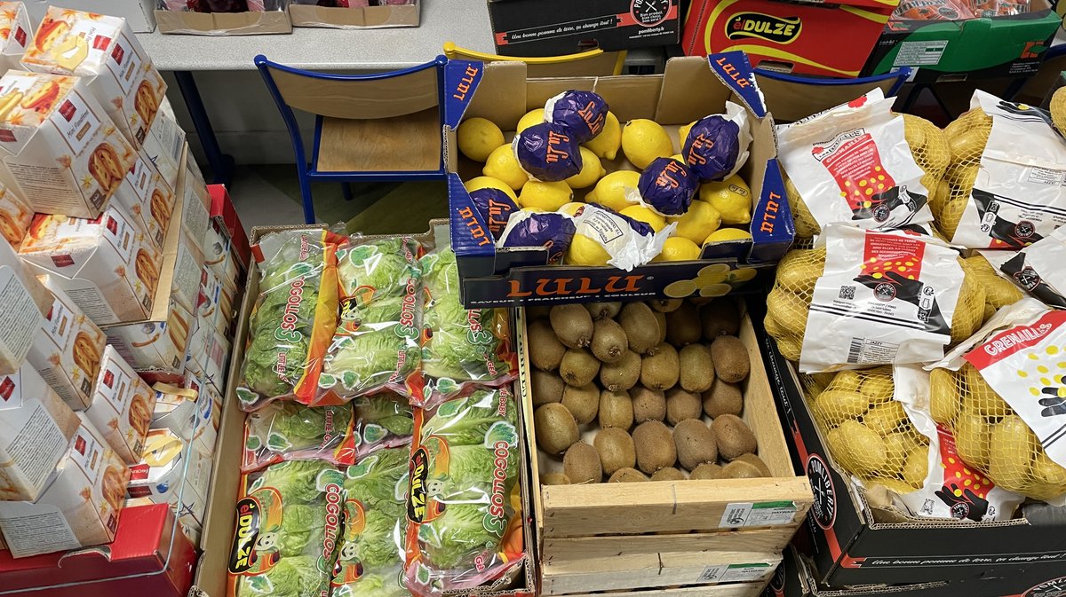 Le Secours populaire est à Nîmes université pour une distribution de colis festifs (Photo Anthony Maurin 2025)