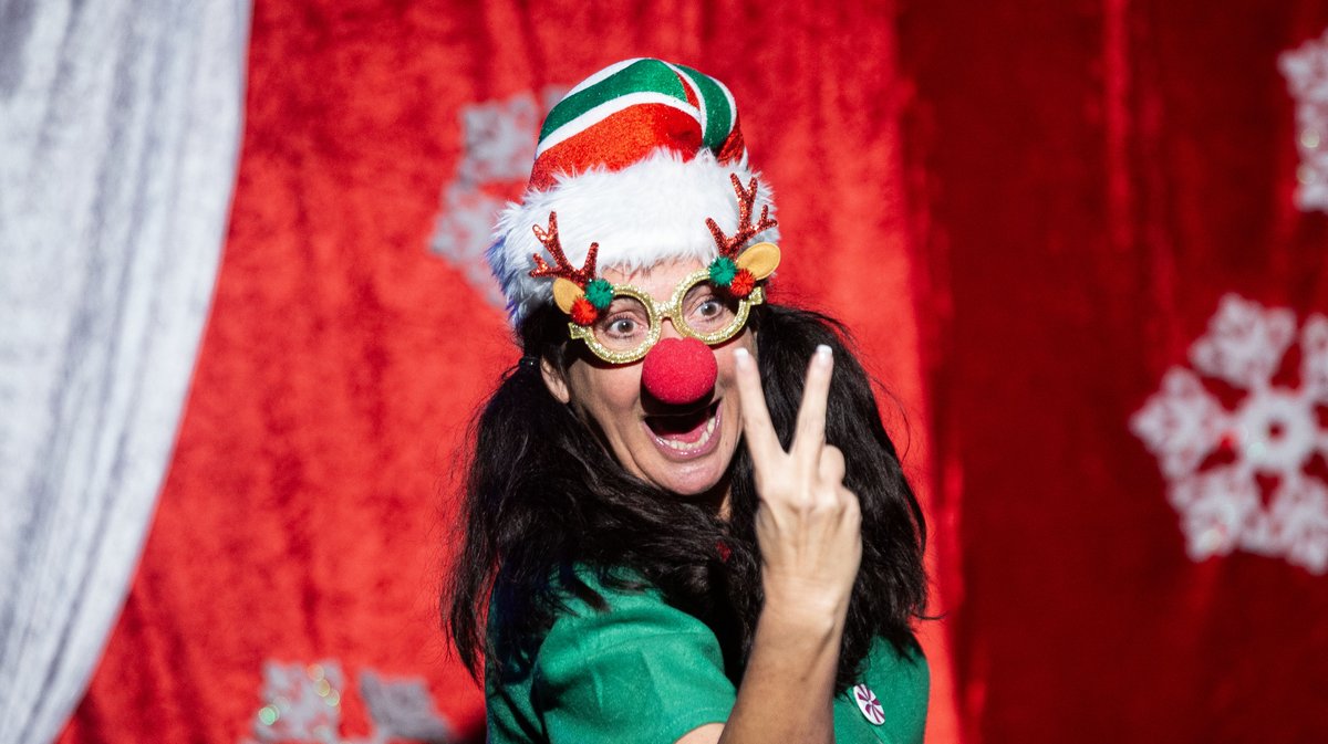 lorenzo theodore pere noel a tout prix telemac theatre (yp)