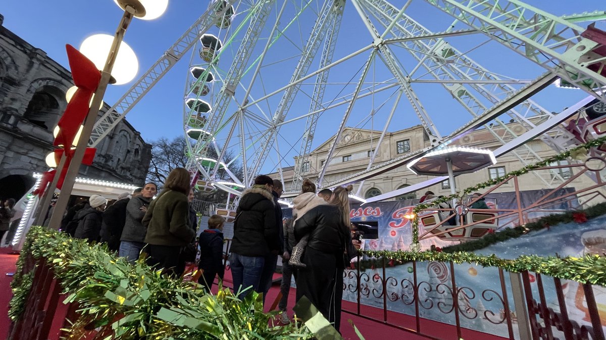 Noël à Nîmes, patinoire, manèges et gourmandises pour finir 2025 et attaquer 2026 (Photo Anthony Maurin)