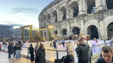 Noël à Nîmes, patinoire, manèges et gourmandises pour finir 2025 et attaquer 2026 (Photo Anthony Maurin)