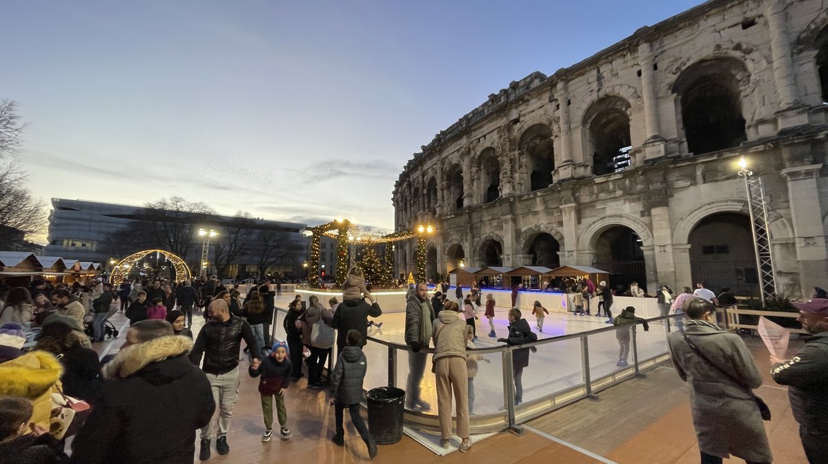 Noël à Nîmes, patinoire, manèges et gourmandises pour finir 2025 et attaquer 2026 (Photo Anthony Maurin)