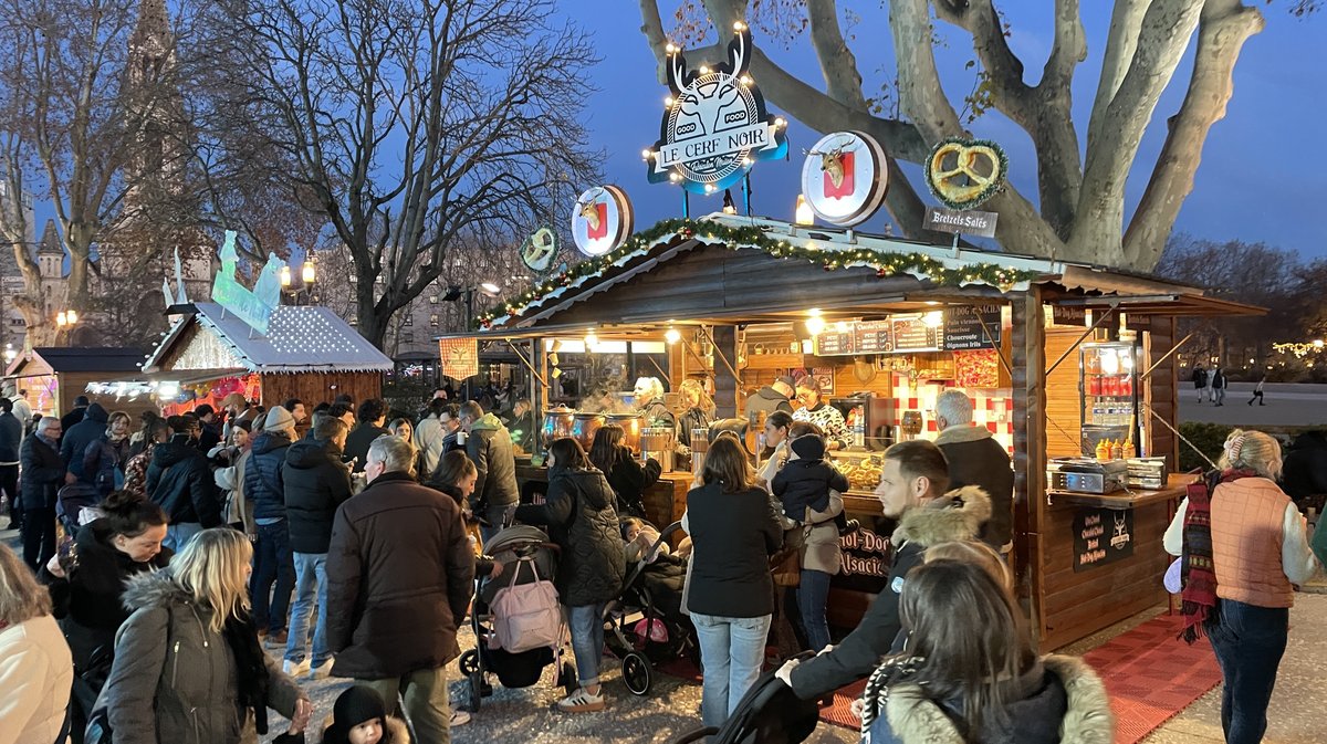 Noël à Nîmes, patinoire, manèges et gourmandises pour finir 2025 et attaquer 2026 (Photo Anthony Maurin)