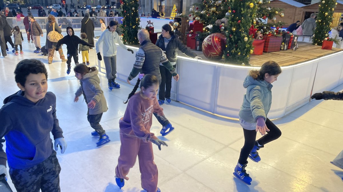 Noël à Nîmes, patinoire, manèges et gourmandises pour finir 2025 et attaquer 2026 (Photo Anthony Maurin)