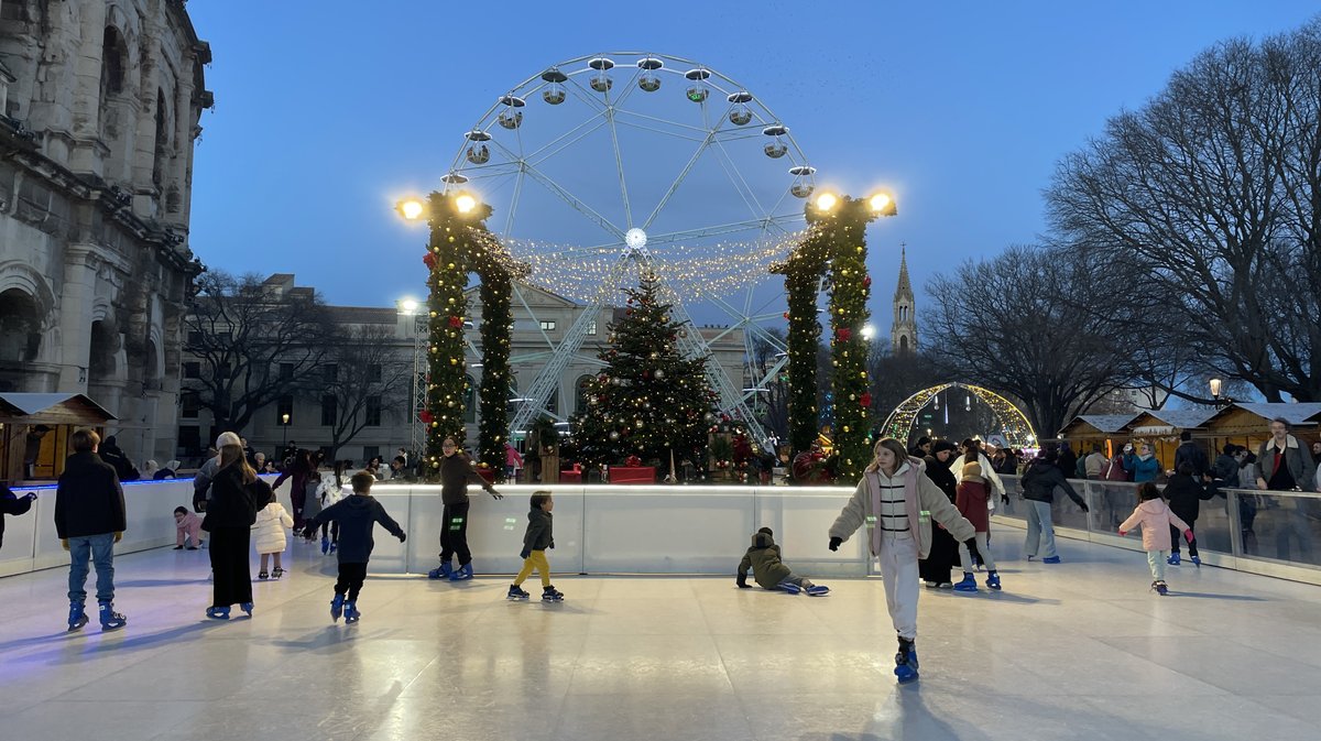 Noël à Nîmes, patinoire, manèges et gourmandises pour finir 2025 et attaquer 2026 (Photo Anthony Maurin)