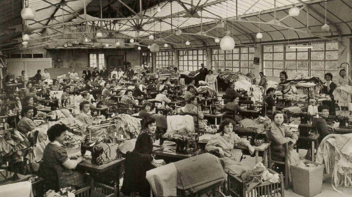 Établissement  solignac, atelier de femmes à Nîmes (Archives Fonds Solignac)