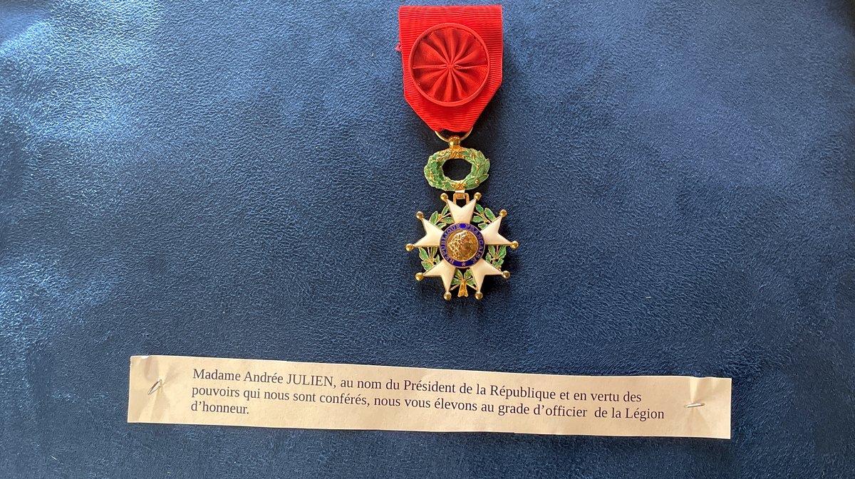 Andrée Julien lors de la cérémonie pour son grade d'officier de la Légion d'honneur en 2022 (Photo Archives Anthony Maurin)