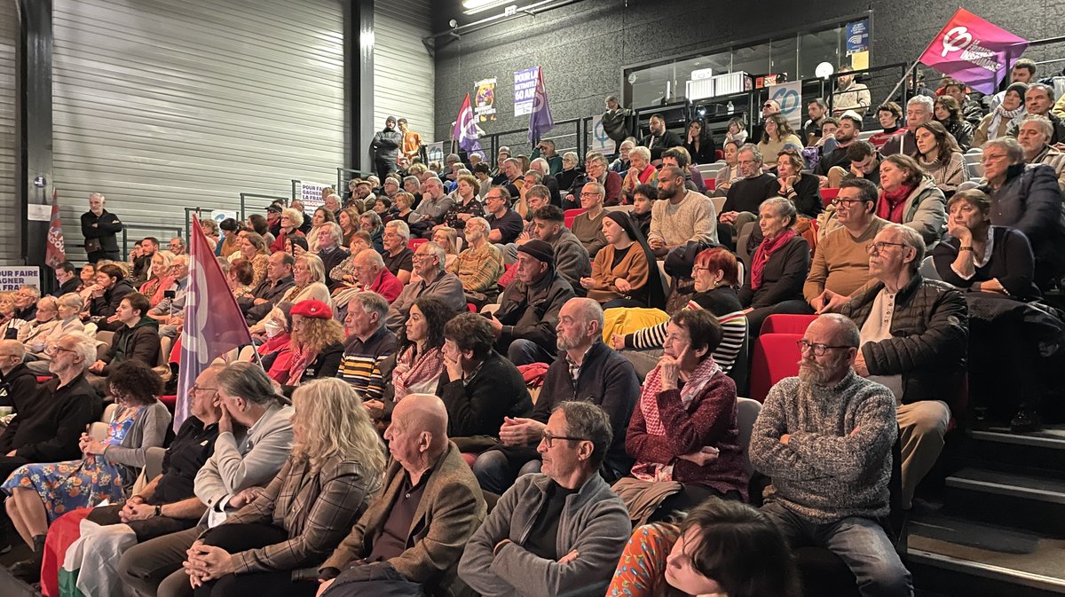 Liste LFI Nîmes écologique et solidaire municipales de 2026 à Nîmes venue de Manuel Bompard (Photo Anthony Maurin)