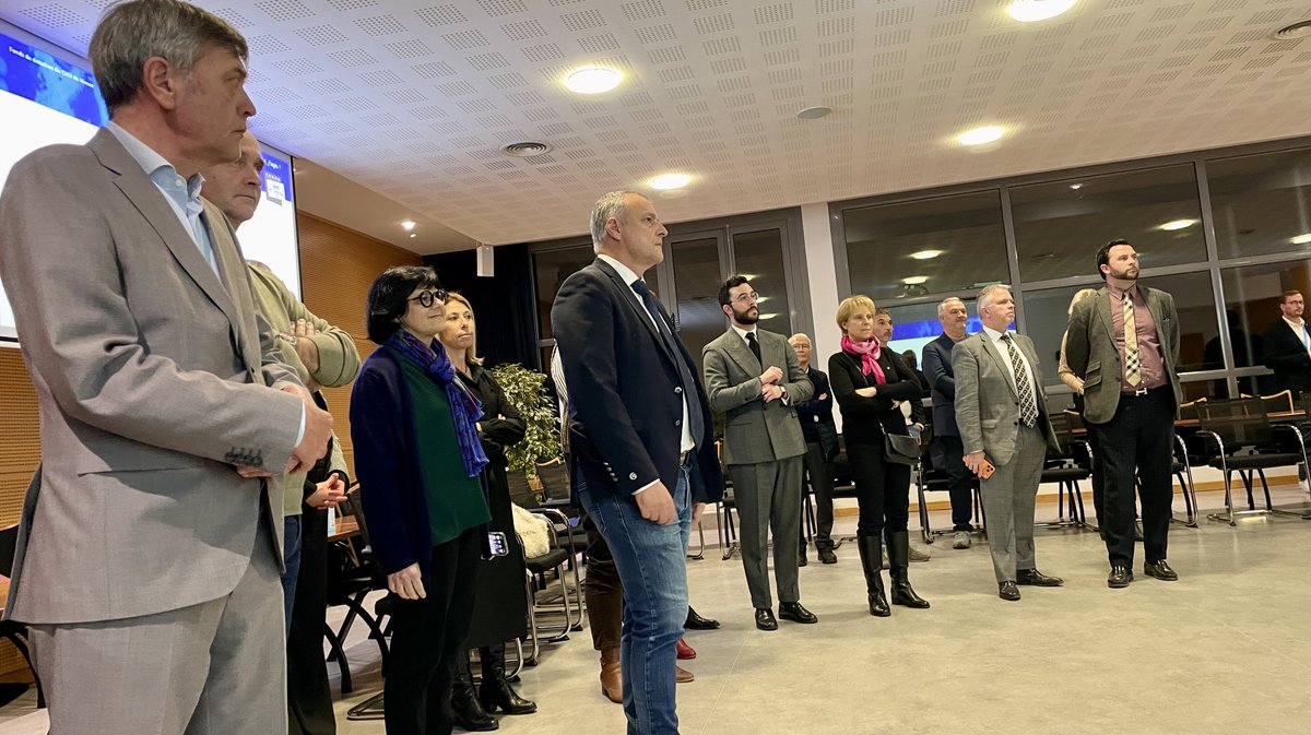 Pour le projet Quantum/Nemausa, le Rotary club Nemausus remet un chèque de 12 000 euros au fonds de dotation du CHU de Nîmes (Photo Anthony Maurin)