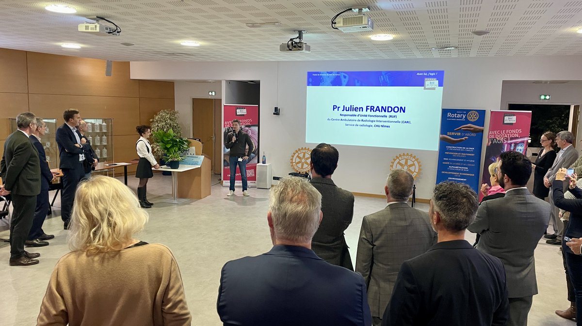 Pour le projet Quantum/Nemausa, le Rotary club Nemausus remet un chèque de 12 000 euros au fonds de dotation du CHU de Nîmes (Photo Anthony Maurin)