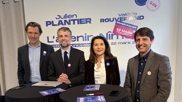 Ce matin, depuis le « Forum » place Séverine à Nîmes