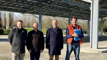 Ombrières photovoltaïques Laudun-l'Ardoise