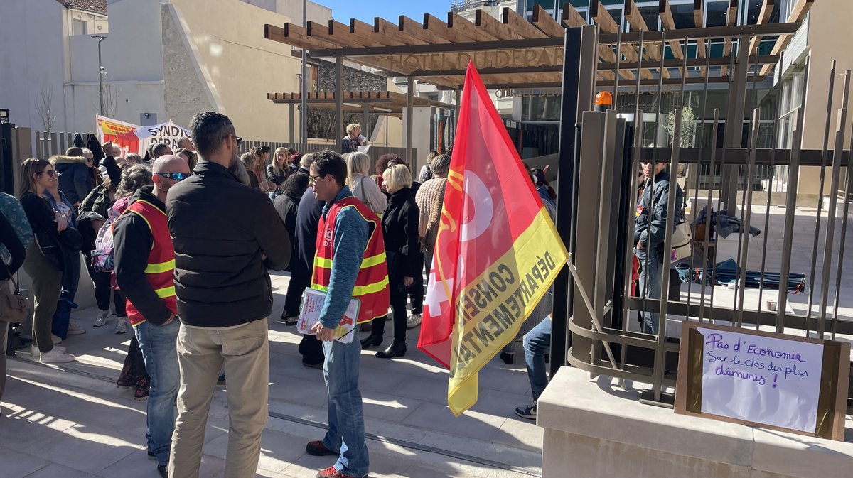 Grève des assistants familiaux du Département du Gard (Photo Anthony Maurin)