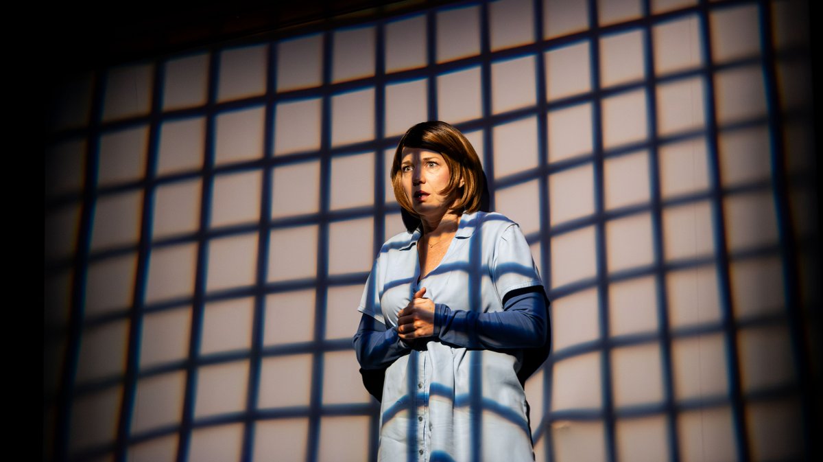 odeon Nimes marionnettes Specimen