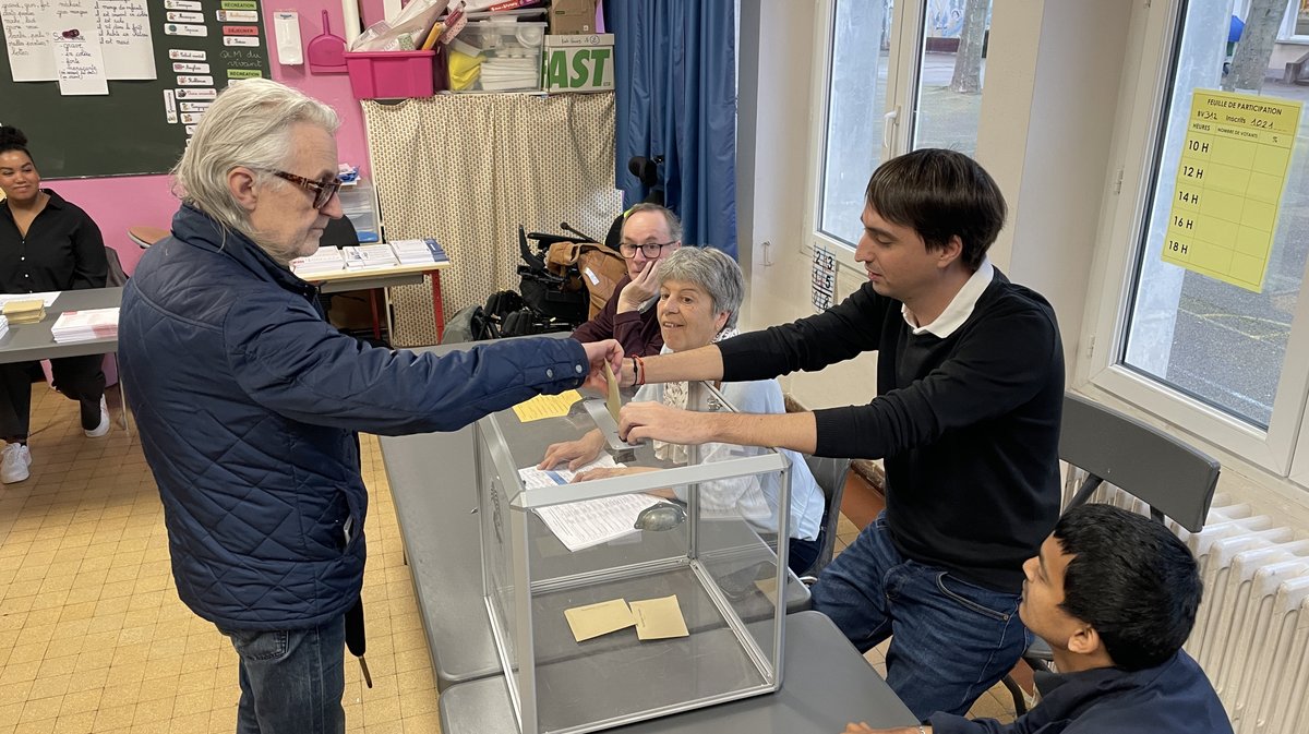 Bureaux de vote municipales Nîmes 2026 (Photo Anthony Maurin)