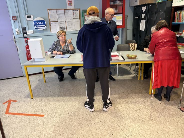 Le bureau de vote plan d'Alès 1