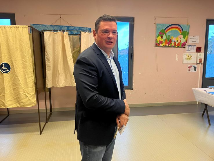 Rémy Benson, arrivé troisième dimanche dernier, a voté à Pont-de-Crau.