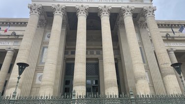 Nîmes Assises, cour d'assises du Gard