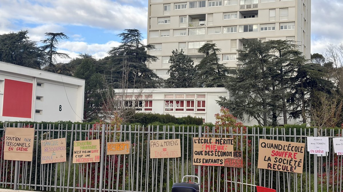 Grève école Jules Ferry