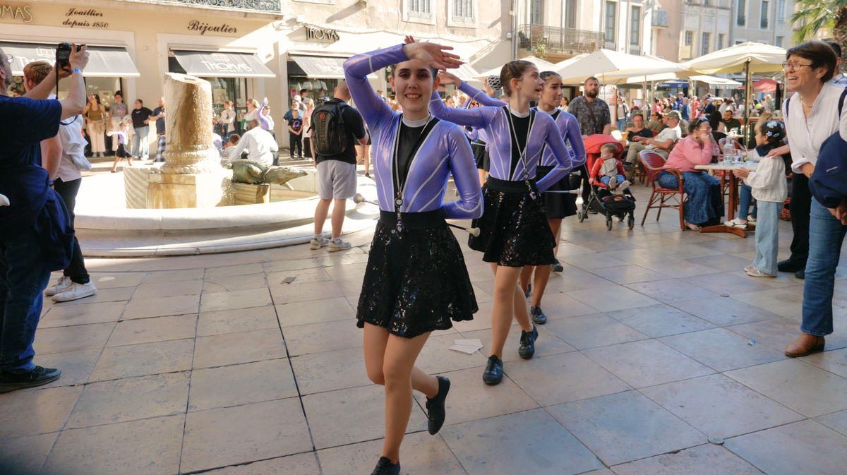 Défilé de majorettes