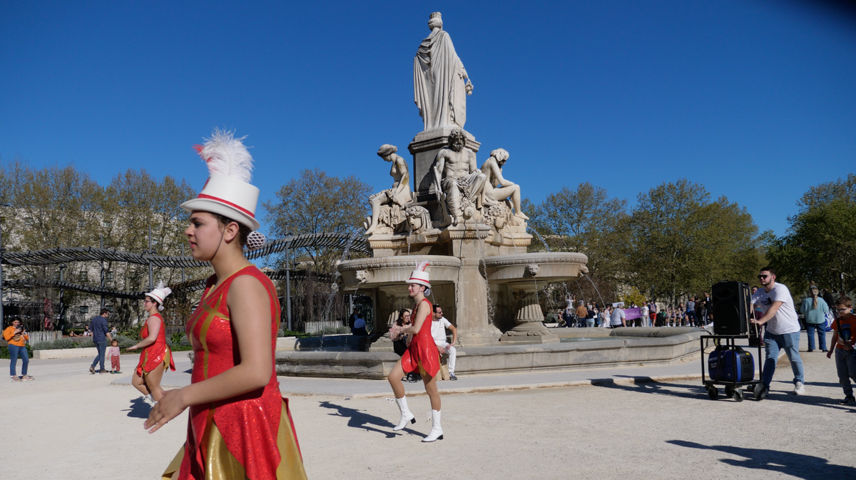 Défilé de majorettes