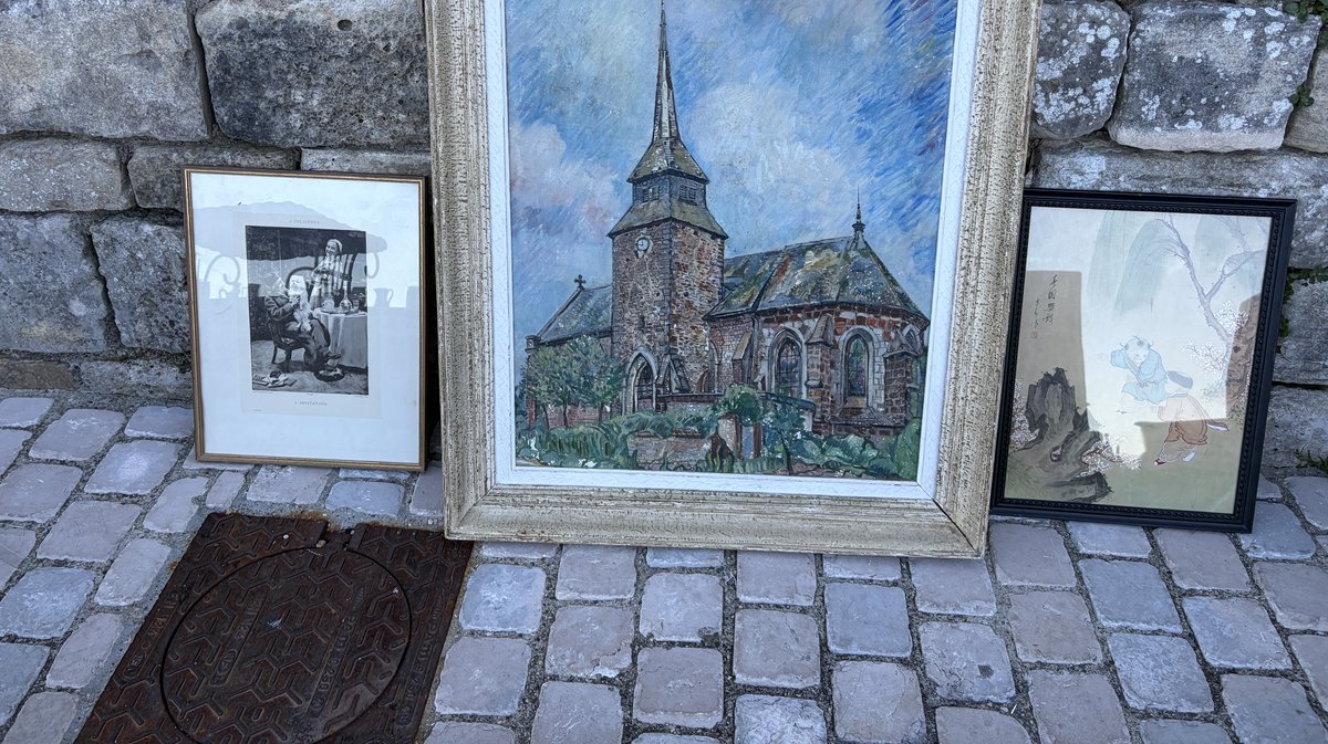 BARJAC La 104ᵉ foire aux antiquités et à la brocante