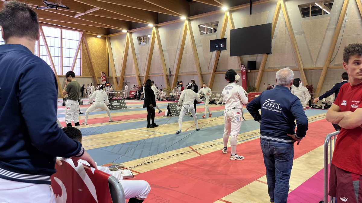 Nîmes La semaine de l'épée : mille tireurs et un jeune Nîmois sacré champion