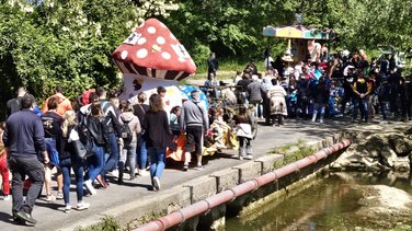 Le carnaval Koukinas est une tradition vieille de 40 à Saint-Hilaire-de-Brethmas