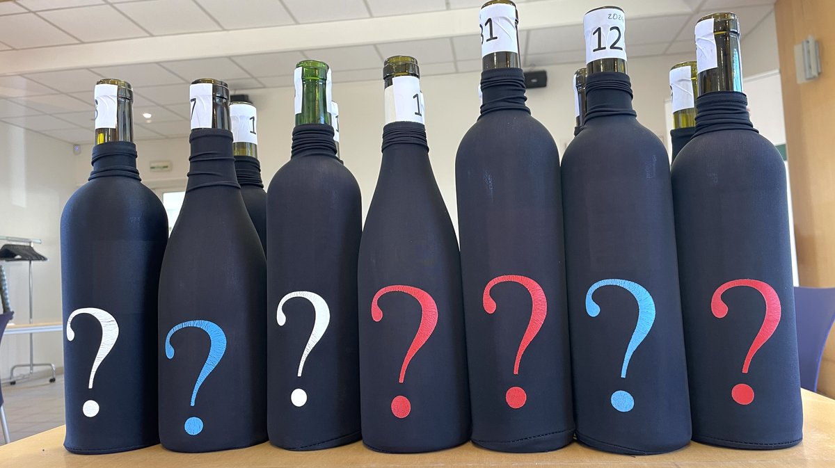 Guide Hachette vins (Photo Anthony Maurin)