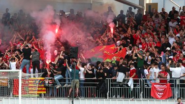 nîmes olympique supporters gladiators